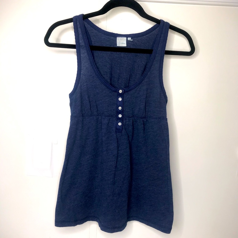 Tilden L tank top• Navy Blue•buttons on front•